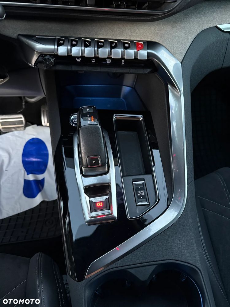 Peugeot 5008 2.0 BlueHDi GT S&S EAT8 - 31