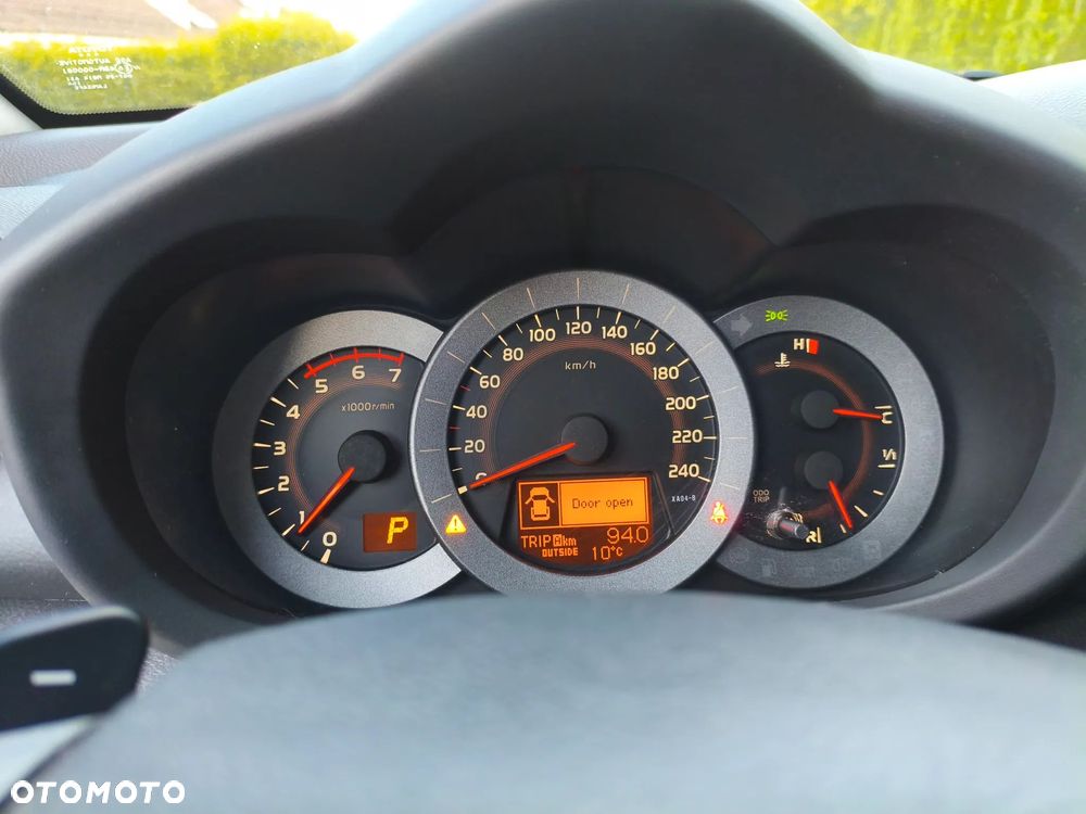 Toyota RAV4 - 11