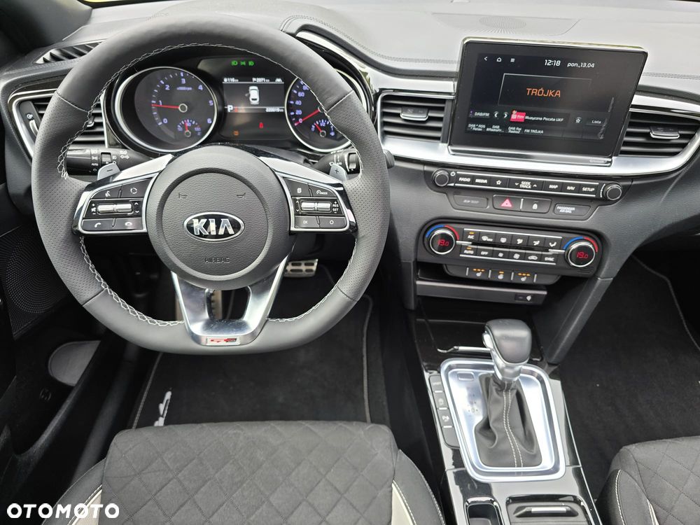 Kia ProCeed 1.6 CRDi DCT7 SCR GT LINE - 16