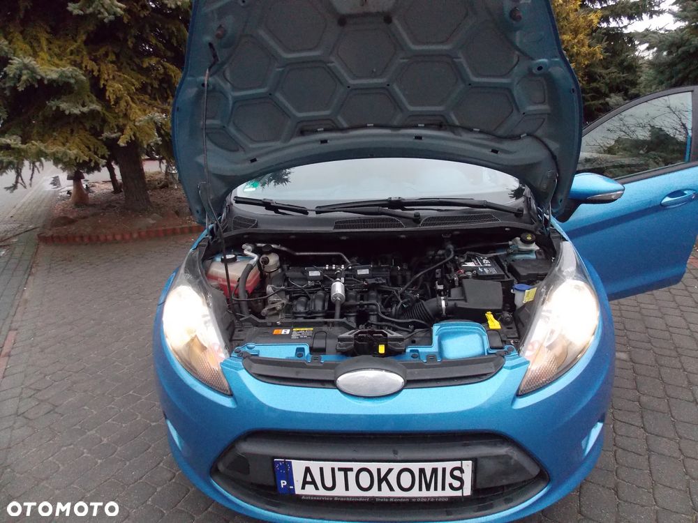 Ford Fiesta 1.4 Champions Edition - 26