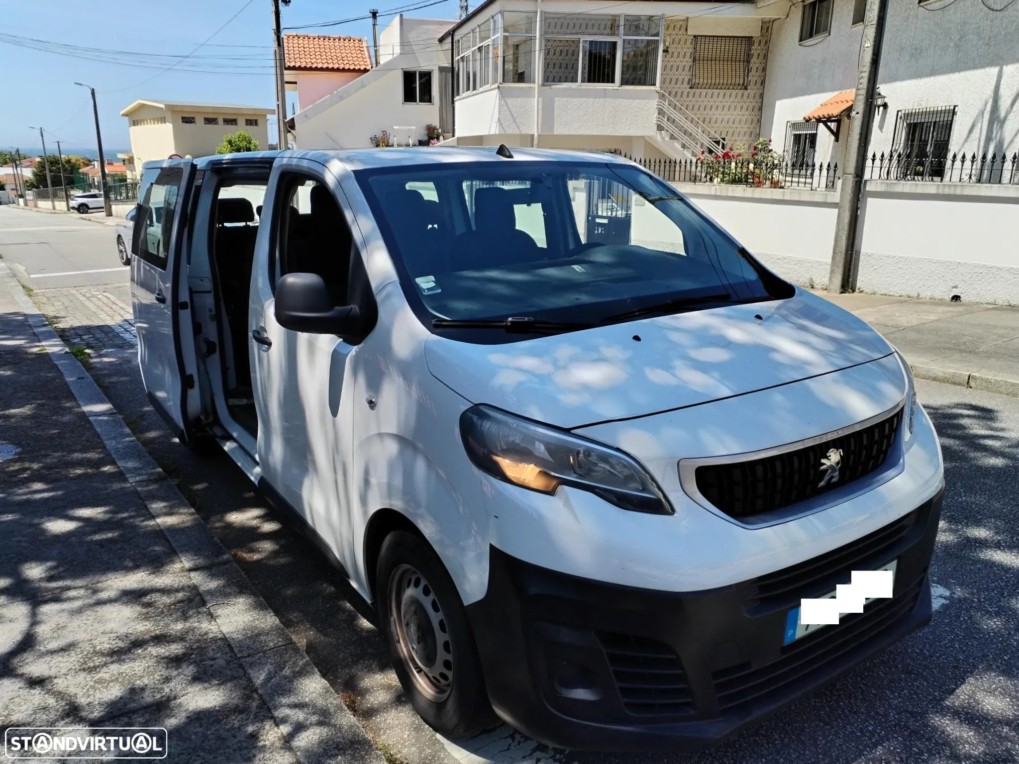Peugeot Traveller 1.5 BlueHDi L2H1 Business Standard - 12