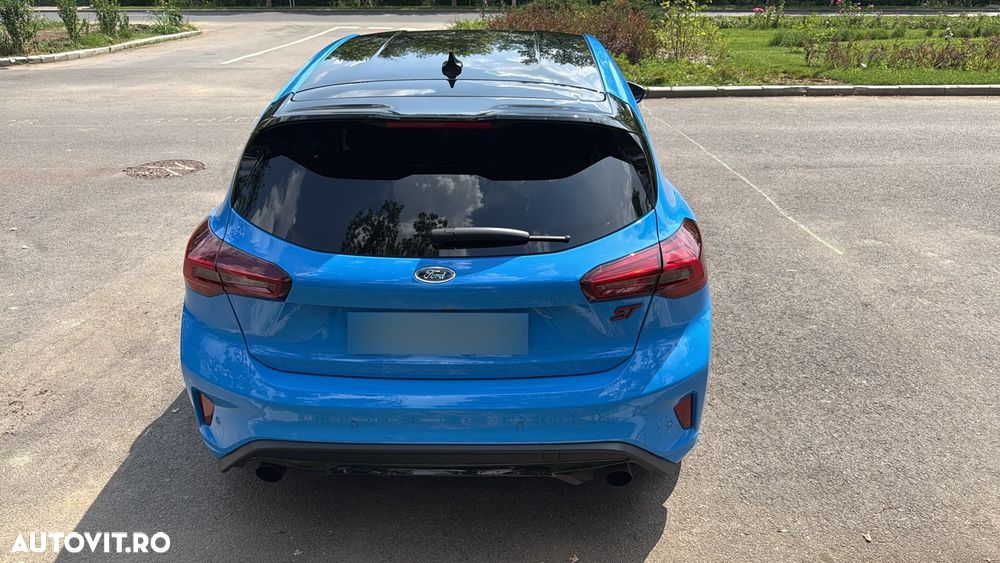 Ford Focus 2.3 Ecoboost 6MT ST X - 3