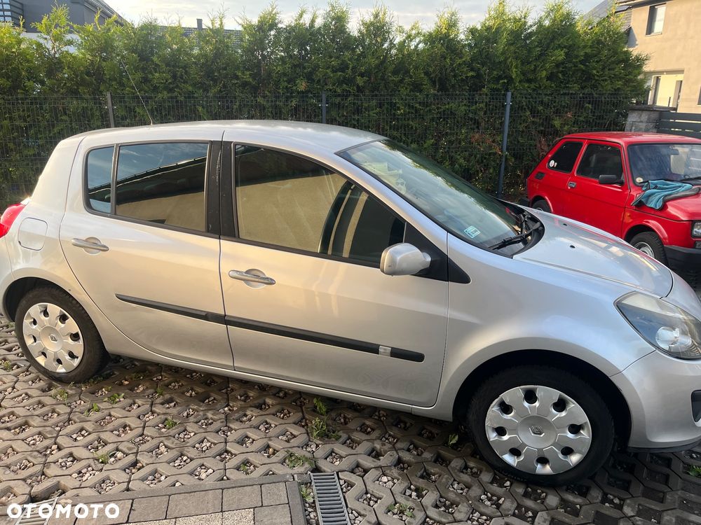 Renault Clio 1.6 16V Exception - 9