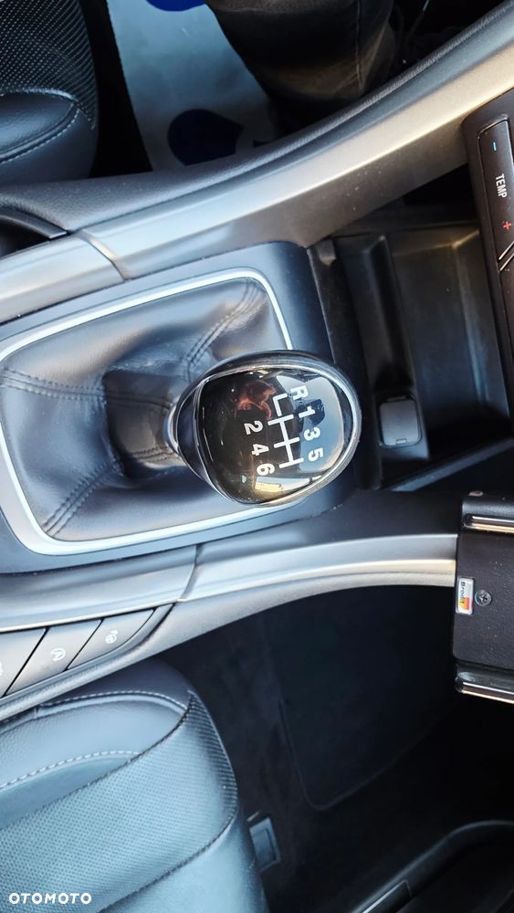 Ford Mondeo 2.0 TDCi Titanium - 22