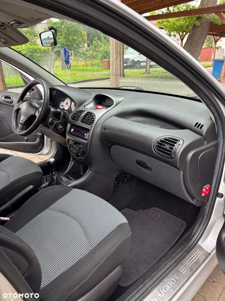 Peugeot 206 75 Tendance - 13