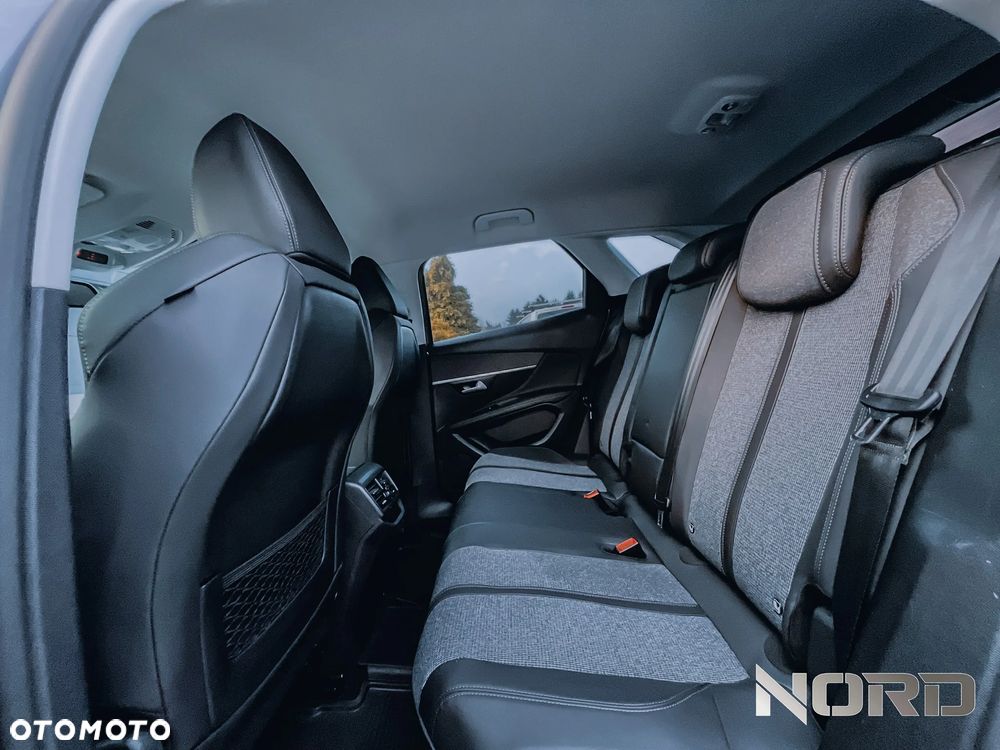 Peugeot 3008 PureTech 130 Stop & Start GPF EAT8 Allure - 22