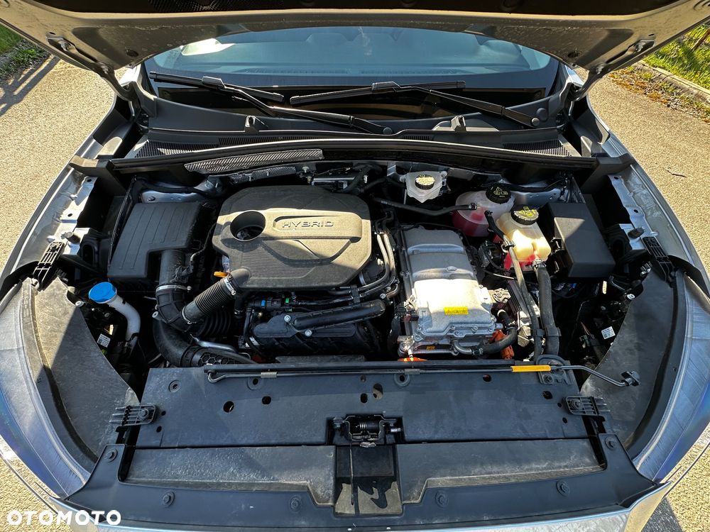 MG ZS Hybrid+ Luxury - 17