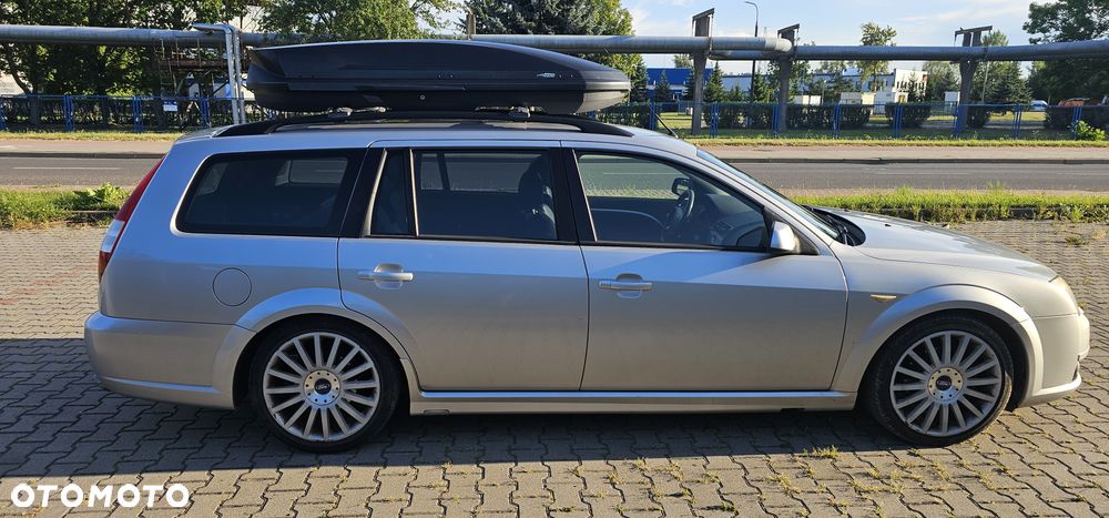 Ford Mondeo V6 ST 220 - 7