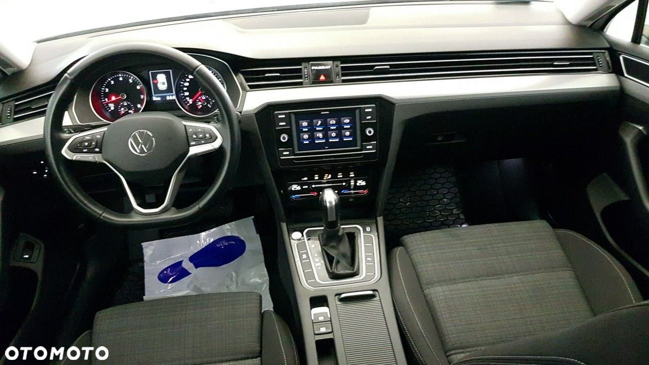 Volkswagen Passat 2.0 TSI Business DSG - 19