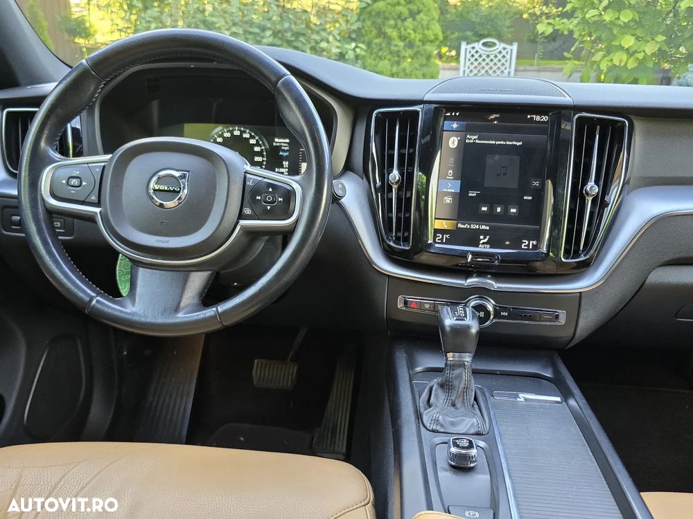 Volvo XC 60 D4 AWD Momentum - 14