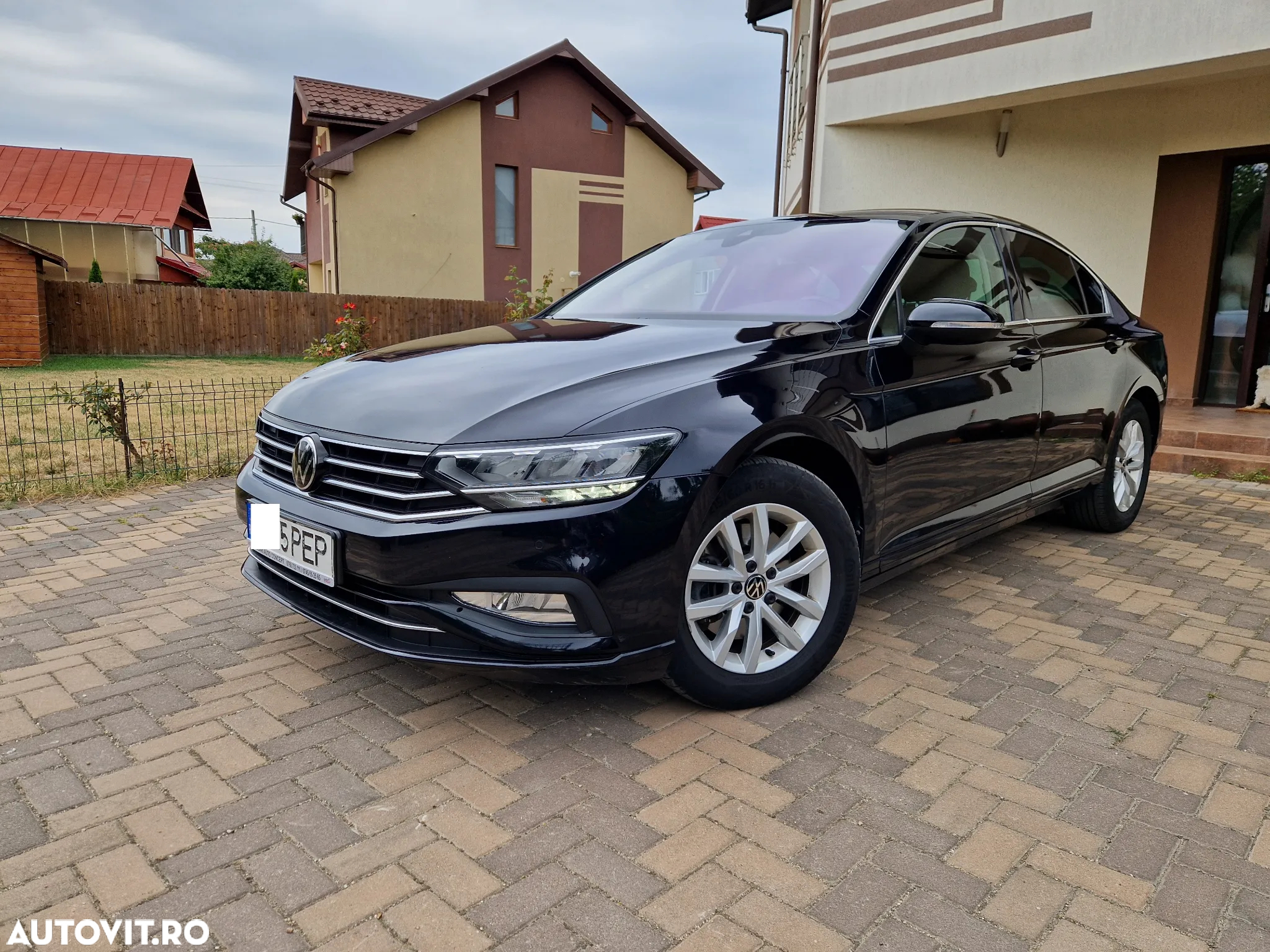 Volkswagen Passat 2.0 TDI DSG Comfortline - 2