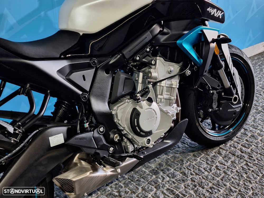 CF Moto 675NK - 3