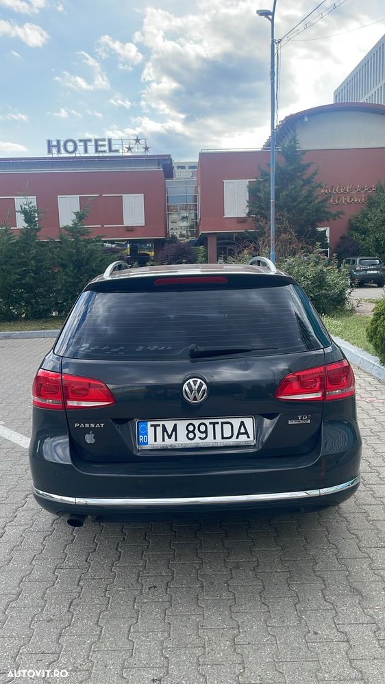 Volkswagen Passat - 10