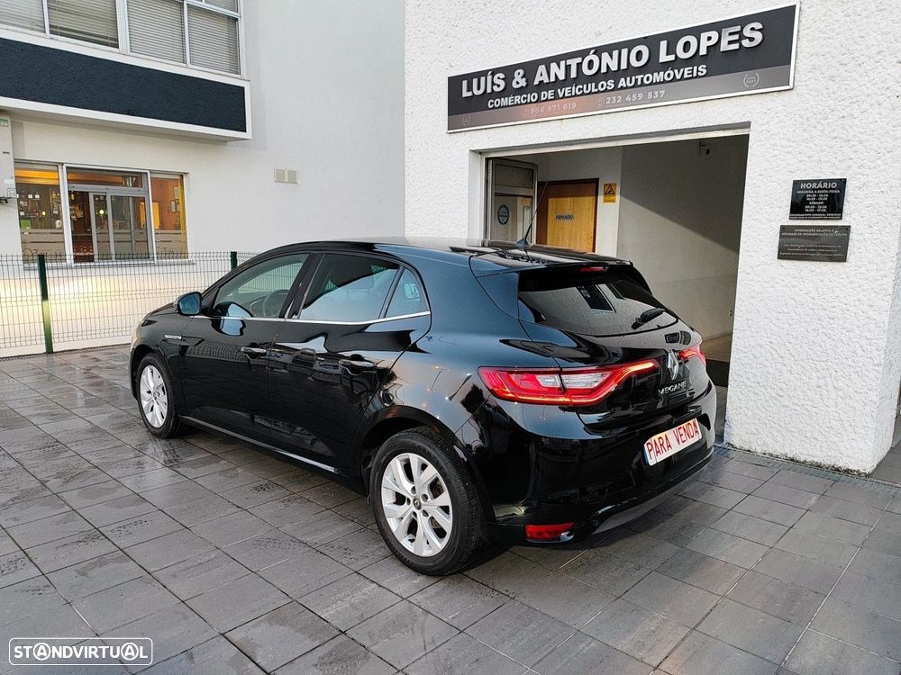 Renault Mégane 1.3 TCe Limited J17 - 25