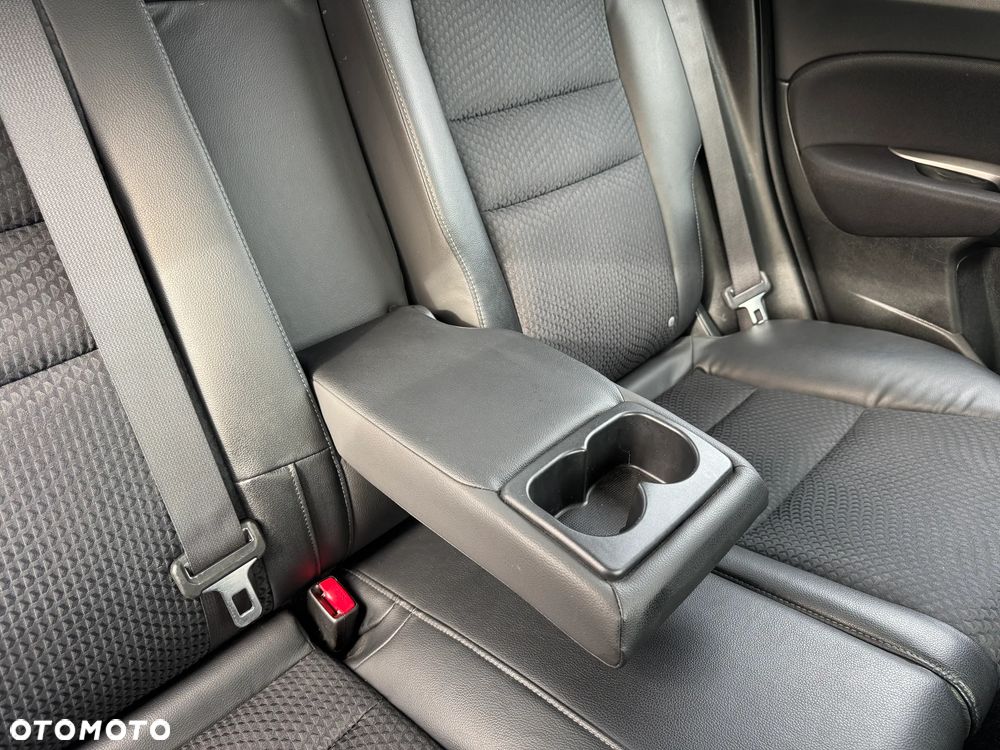 Honda Civic 1.4 i-VTEC Sport - 31