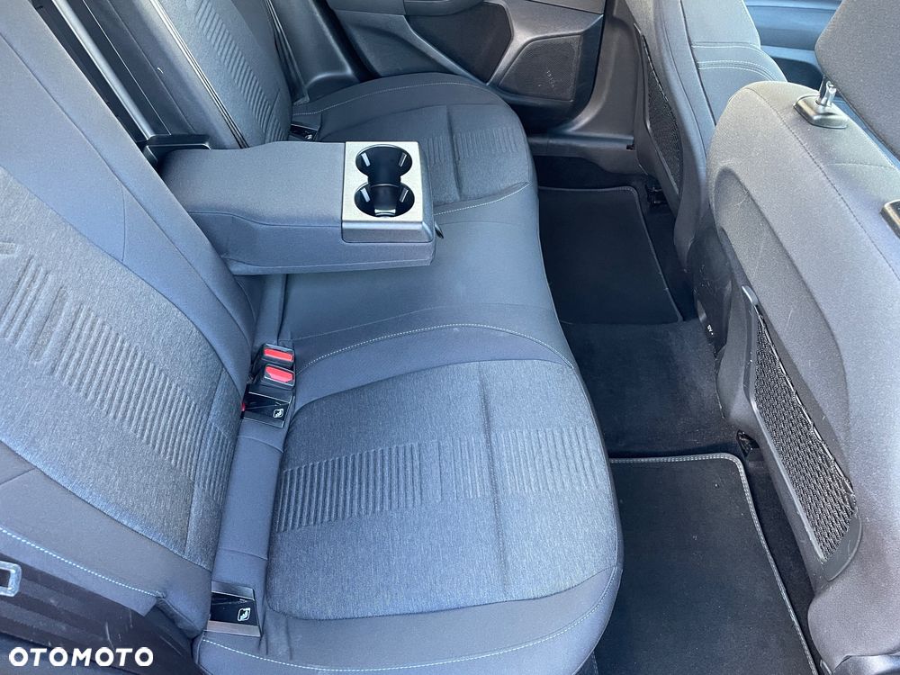 Ford Focus 1.0 EcoBoost mHEV Active - 23