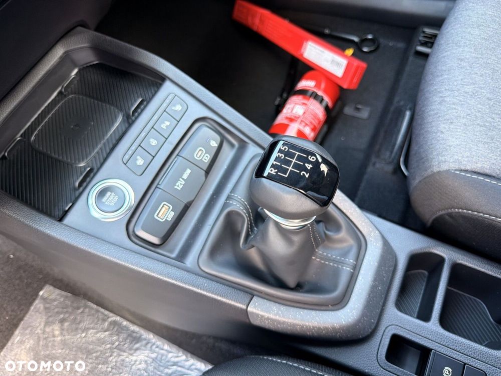 Kia Stonic - 16