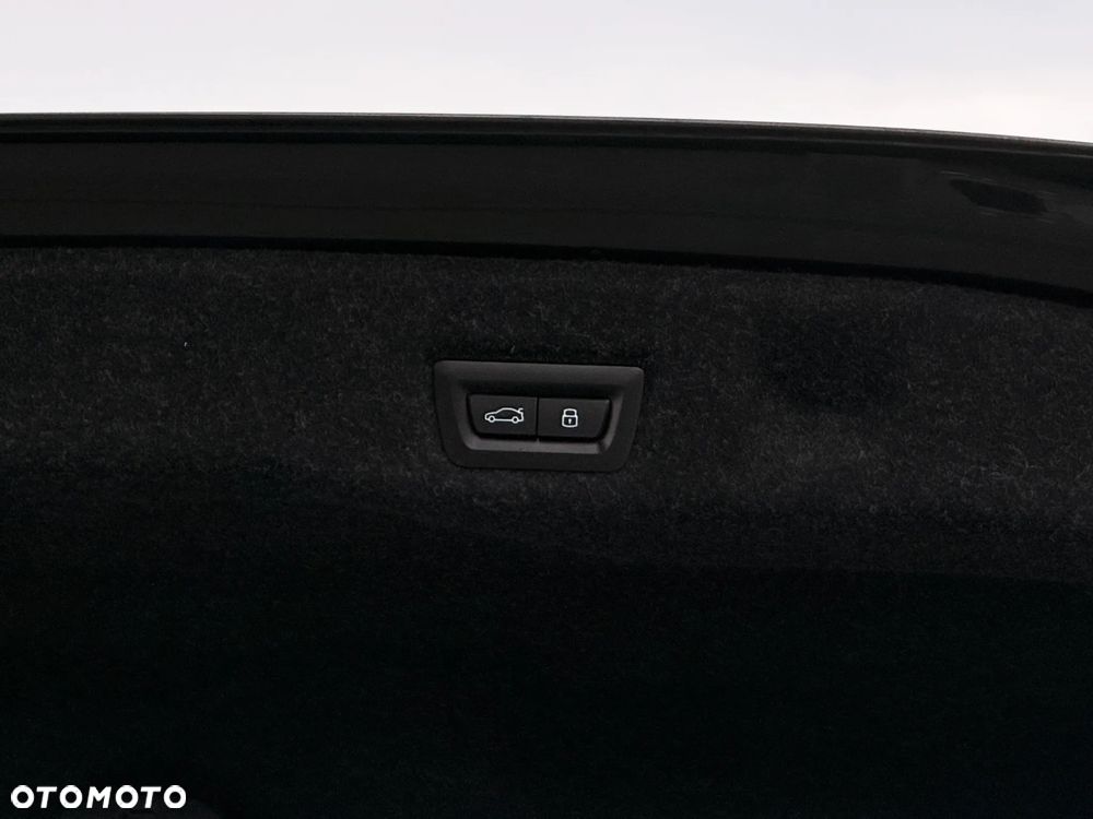 BMW Seria 5 520i - 16