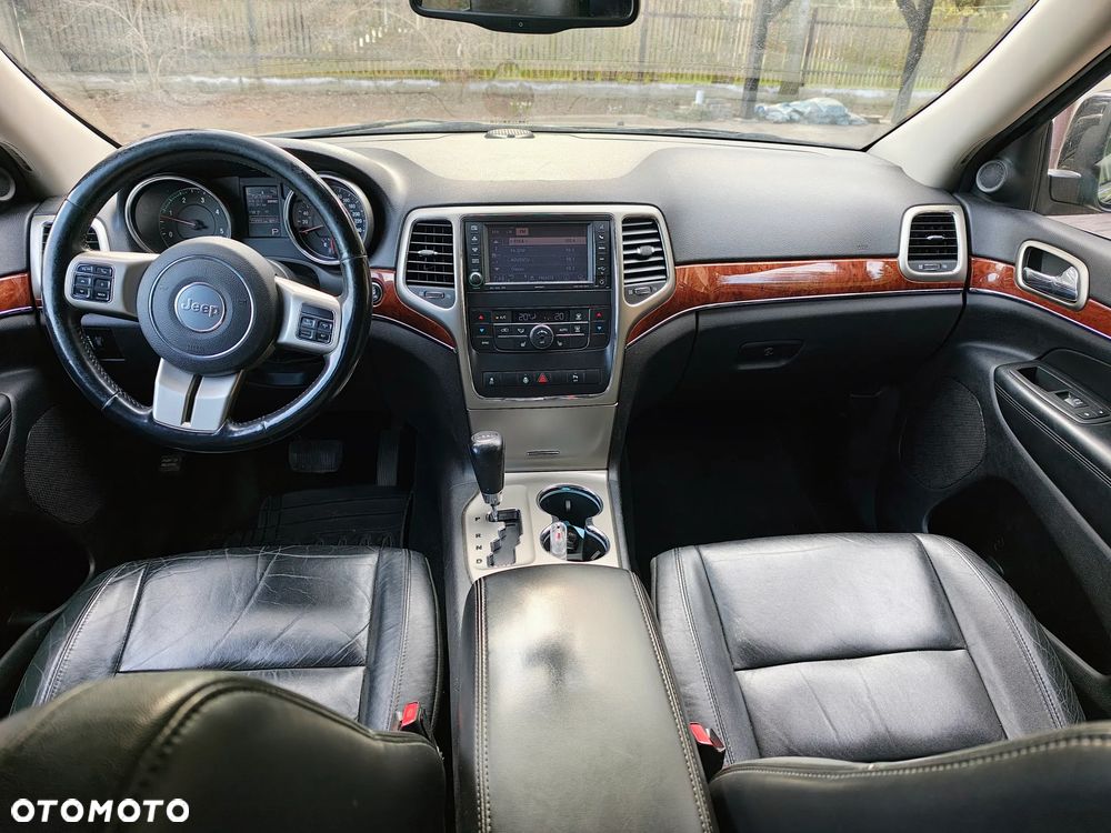 Jeep Grand Cherokee - 10