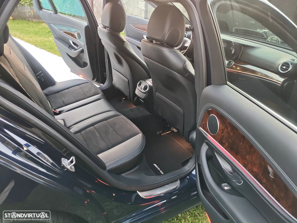 Mercedes-Benz E 220 d AMG - 18