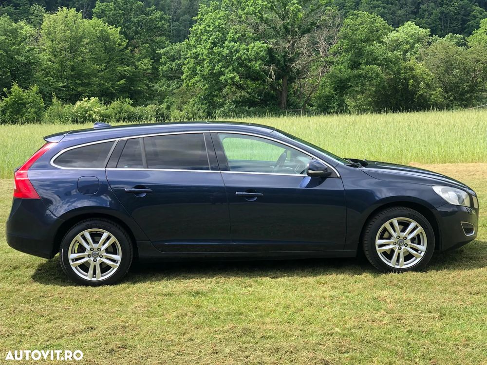 Volvo V60 D3 Summum - 3