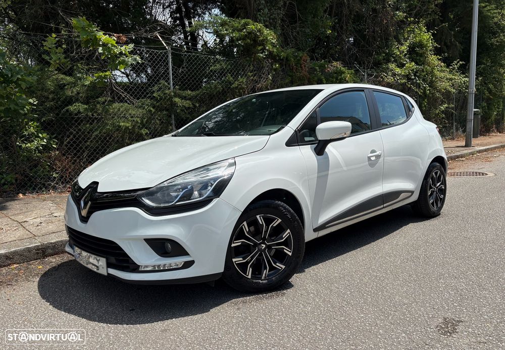 Renault Clio 0.9 TCe Limited - 1