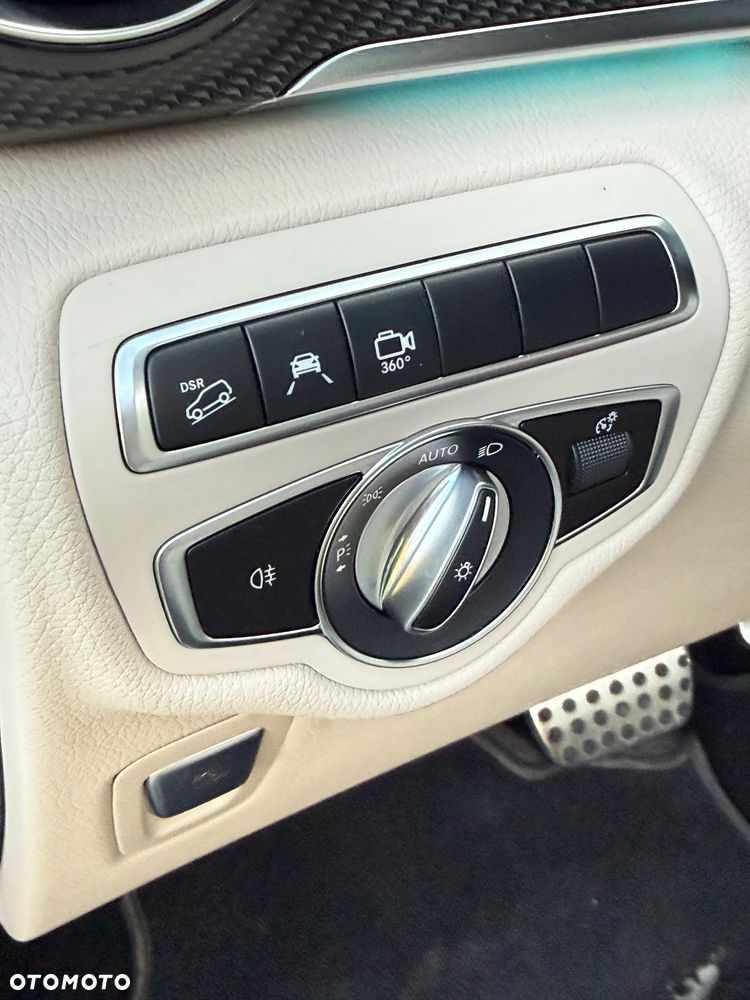Mercedes-Benz Klasa V 300 d 4-Matic Exclusive 9G-Tronic (d³ugi) - 36