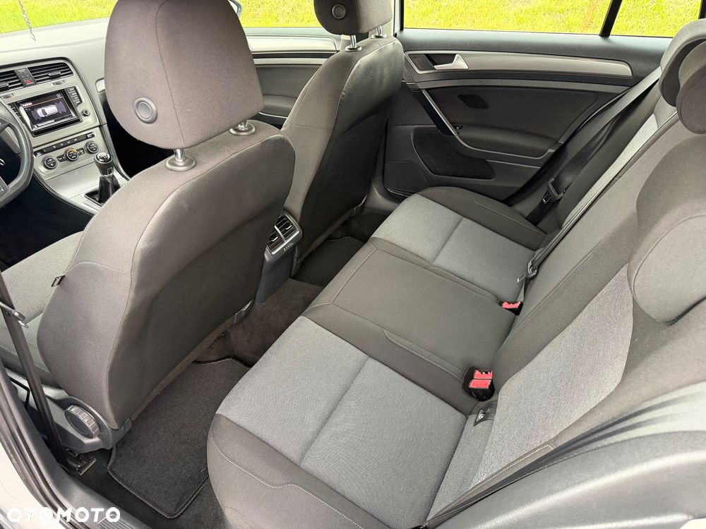 Volkswagen Golf 1.6 TDI BlueMotion Technology Trendline - 13