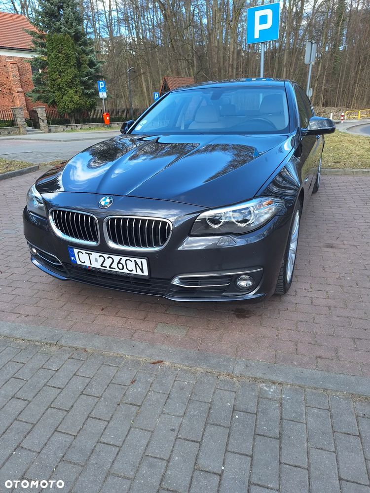 BMW Seria 5 520d xDrive Luxury Line - 32
