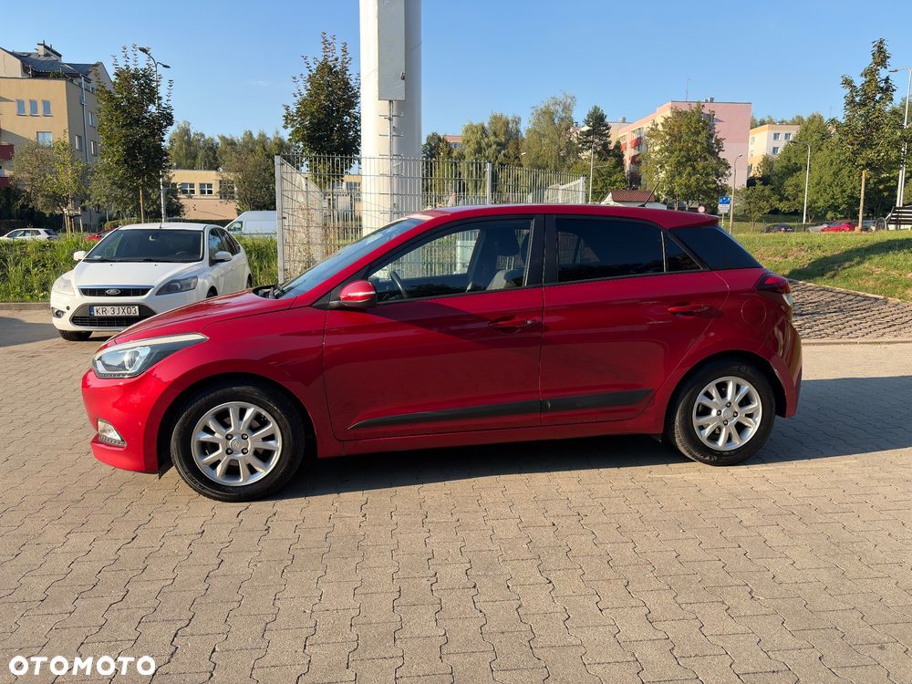 Hyundai i20 1.2 GO - 12