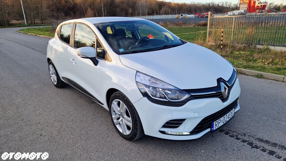 Renault Clio 0.9 TCe Limited - 1