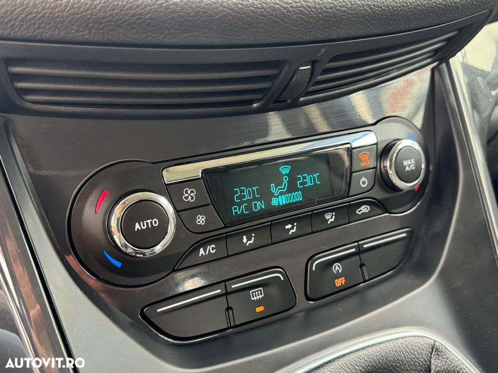 Ford Kuga 1.6 EcoBoost 2x4 Titanium - 20