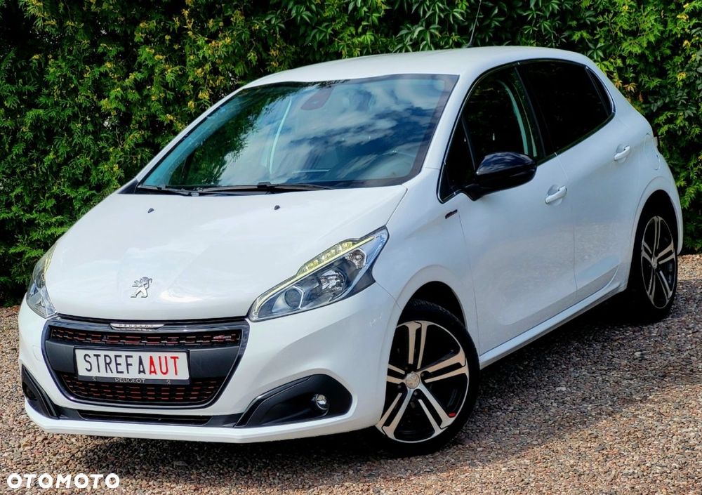 Peugeot 208 - 1