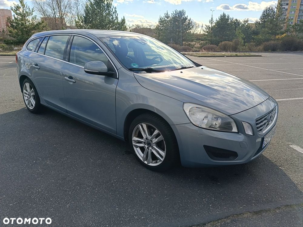 Volvo V60 D3 Summum - 8