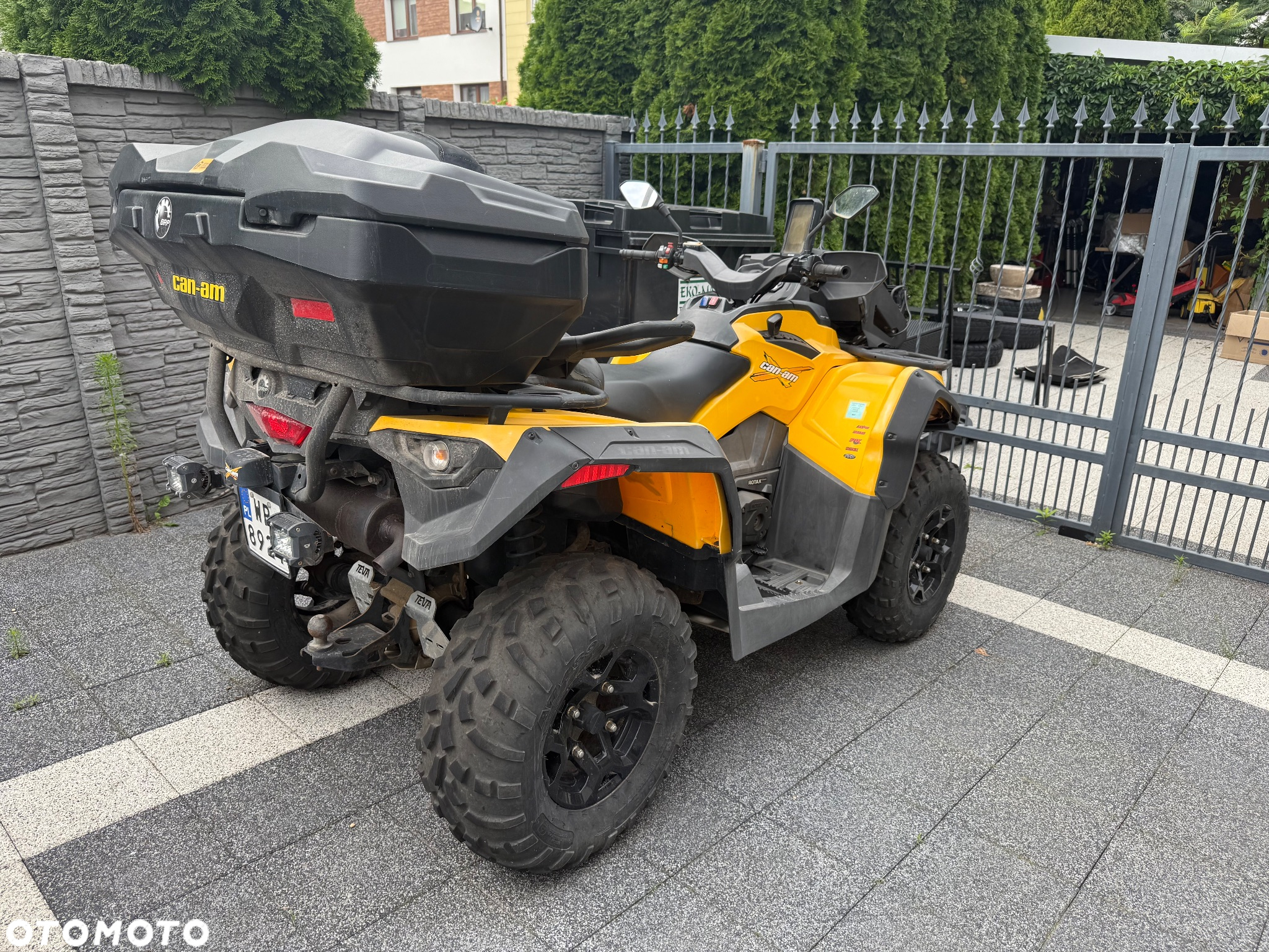 Can-Am Outlander Max