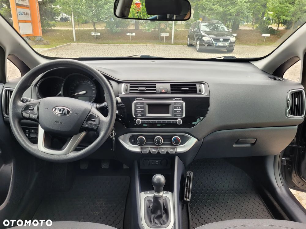 Kia Rio 1.2 M - 8
