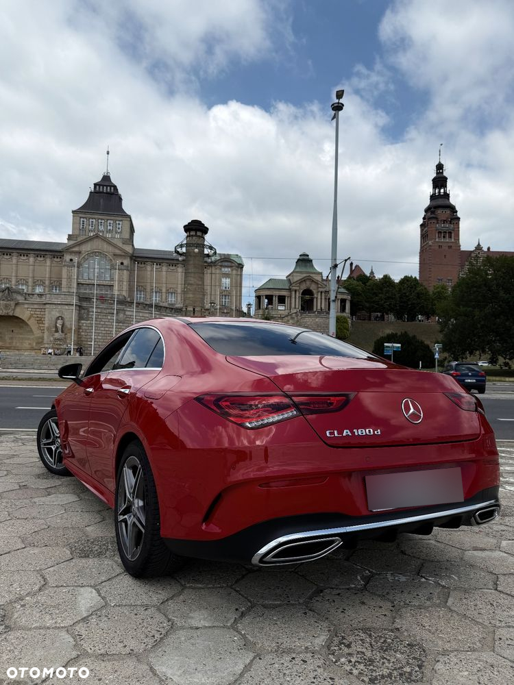 Mercedes-Benz CLA 180 d AMG Line 7G-DCT - 11