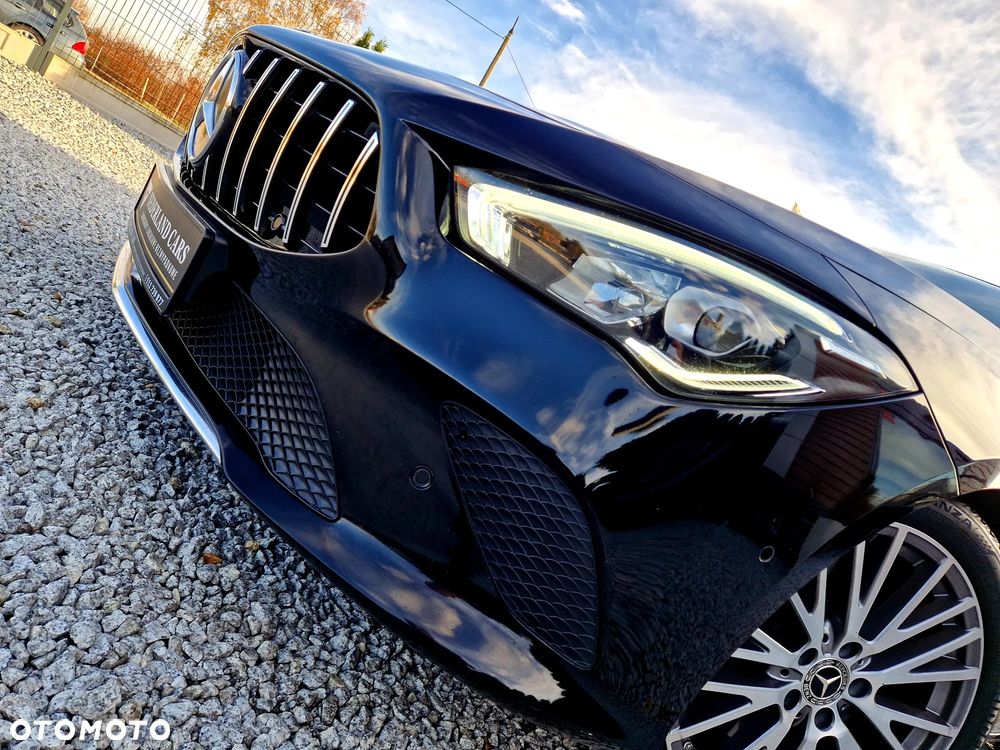 Mercedes-Benz CLA 220 d 8G-DCT - 36