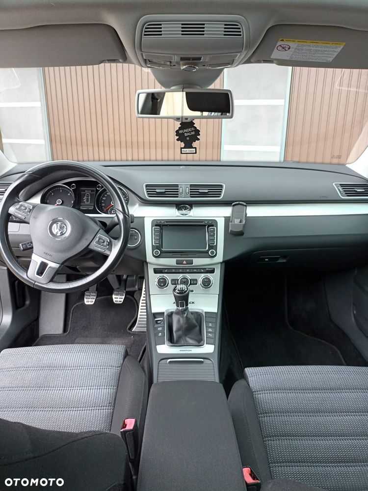Volkswagen Passat Alltrack 2.0 TDI 4Mot - 12