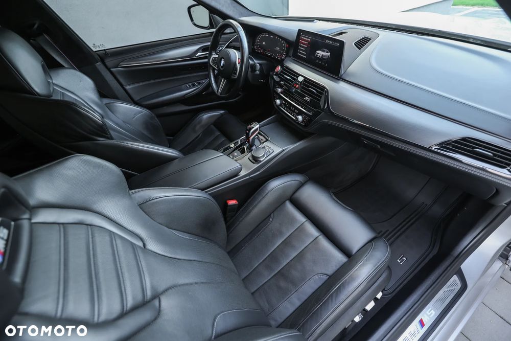 BMW M5 Competition - 31