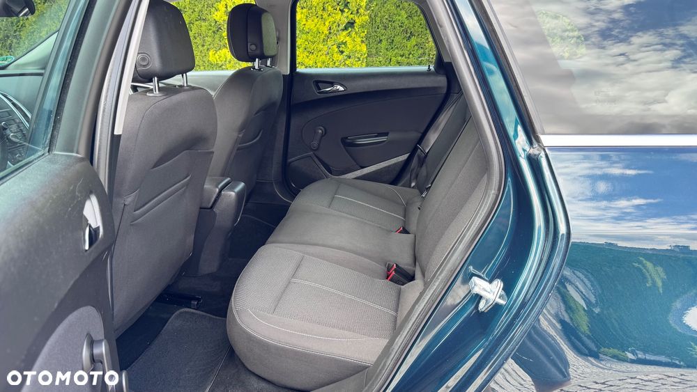 Opel Astra 1.6 Cosmo - 21