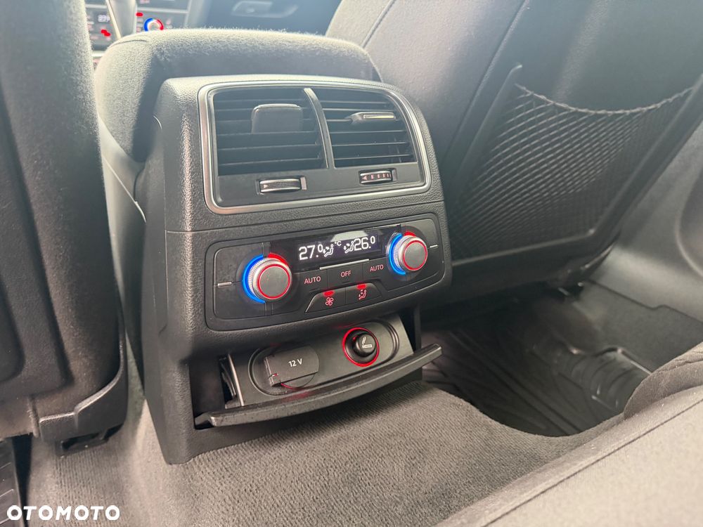 Audi A6 Avant 2.0 TDI quattro S tronic - 28
