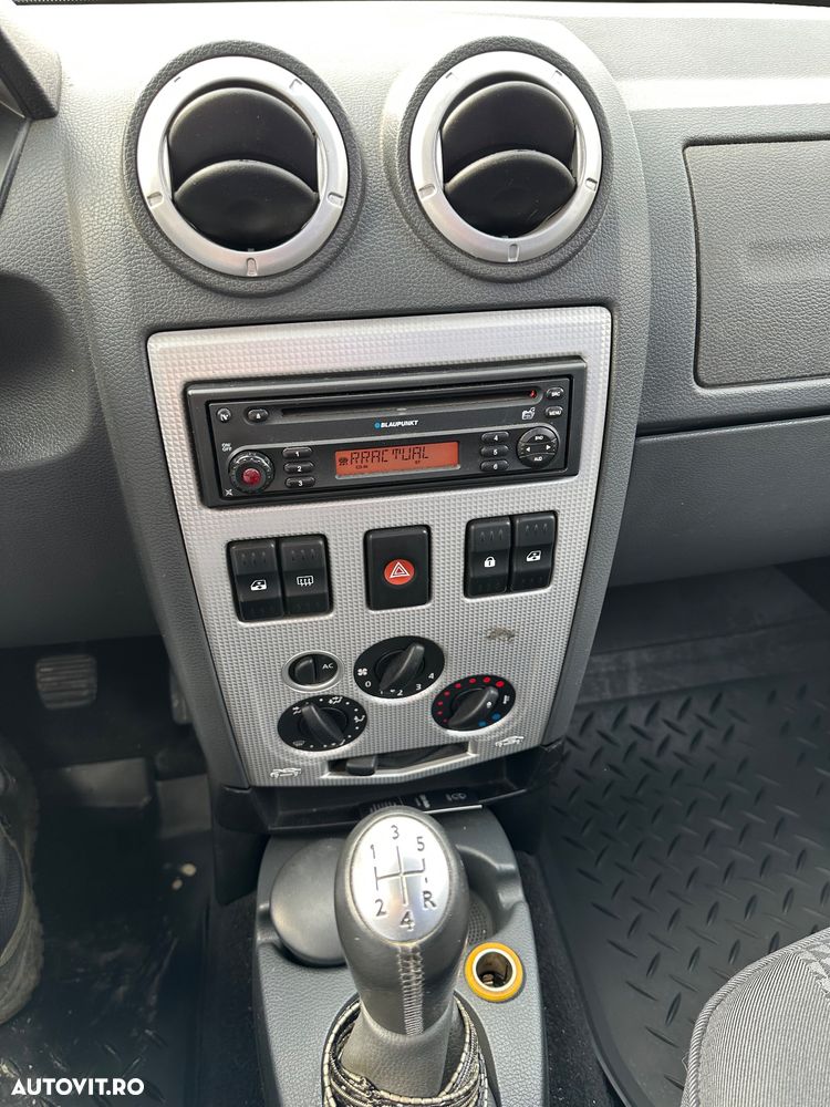 Dacia Logan K90 1.5 dCi Laureate - 11