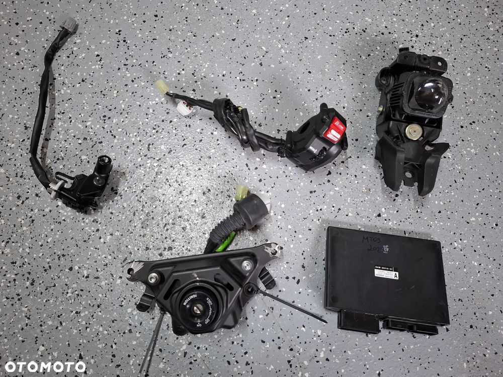 Yamaha MT09 SP moduł komputer stacyjka lampa przełączniki - 1