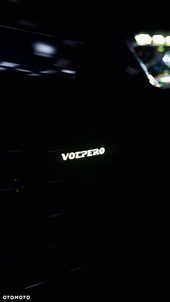 Aston Martin Vantage - 3