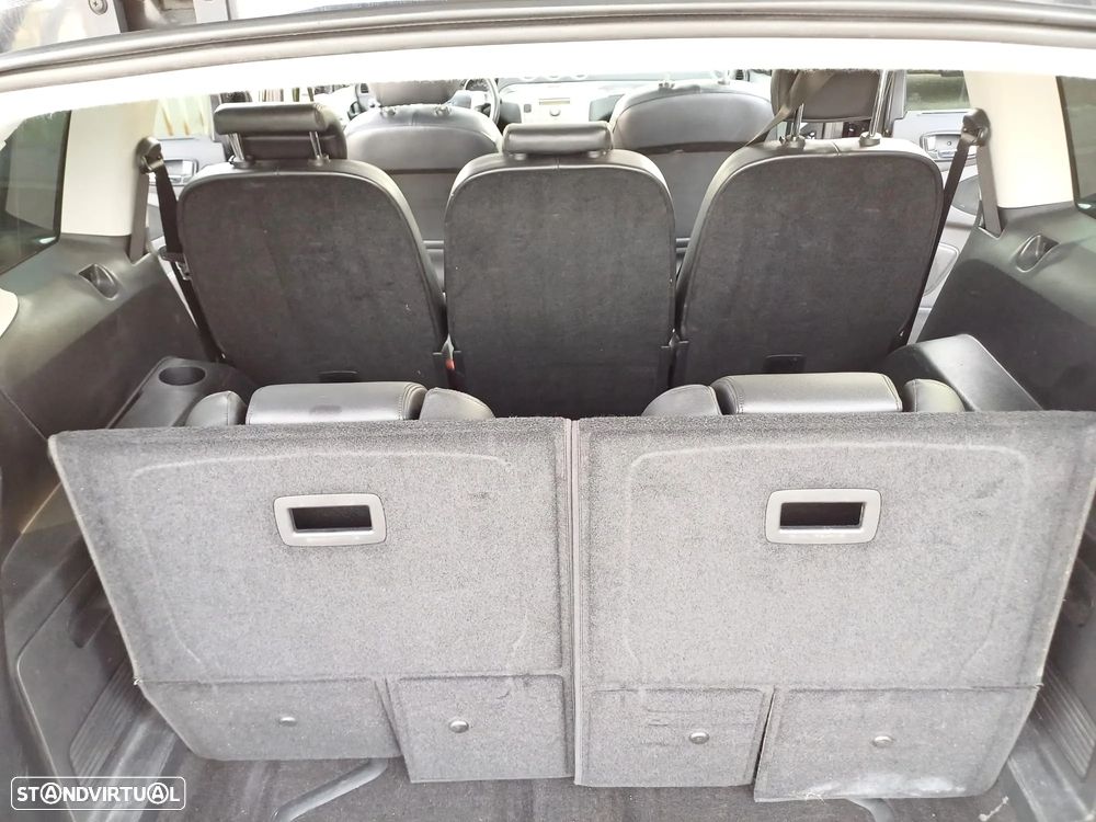 Ford S-Max 2.0 TDCi Titanium 7L - 9