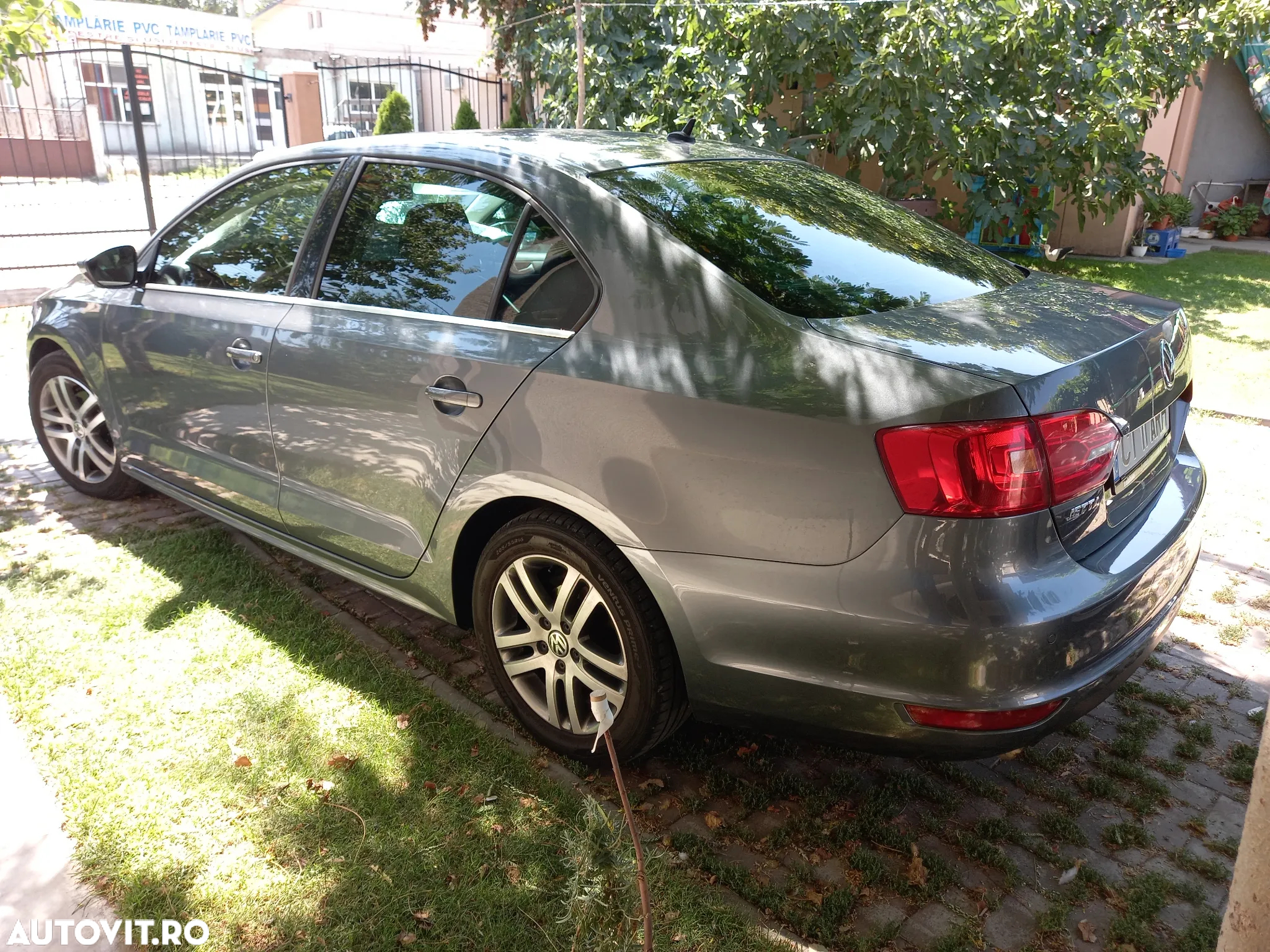 Volkswagen Jetta 2.0 TDI CR DPF Highline - 18