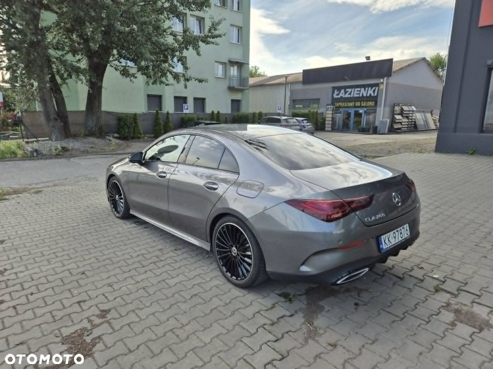 Mercedes-Benz CLA 200 AMG Line 7G-DCT - 7