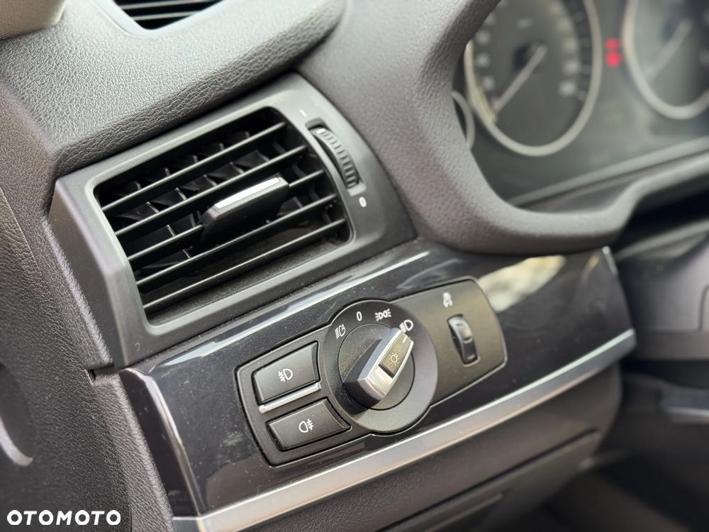 BMW X3 xDrive20d - 19