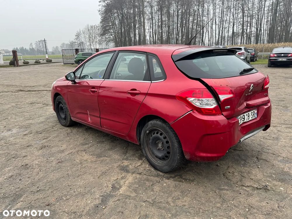 Citroën C4 e-HDi 115 Exclusive - 10